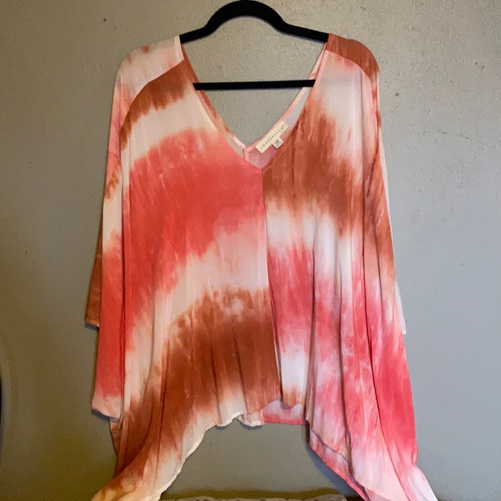 Beautiful coral top